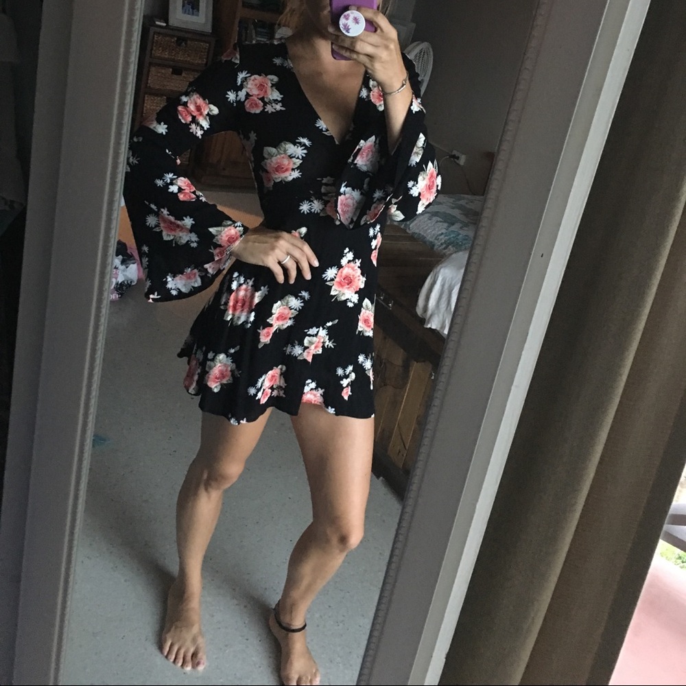 Floral mini dress size S